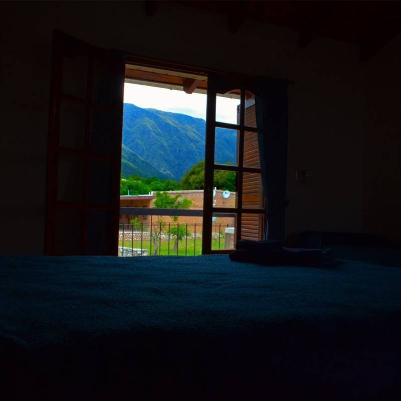 Vista a las Sierras de los Comechingones desde un dúplex para grupos en Complejo Laguna Azul, Los Molles, San Luis
